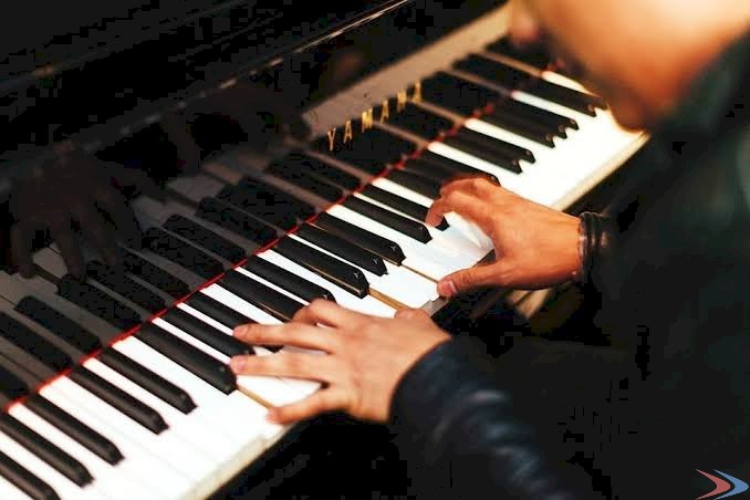 Learn Keyboard and Guitar Online classes